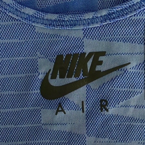 Nike Air Dri-Fit Women's Tank Tops Set of Two Size Medium Racer Back Running Gym - Picture 9 of 12